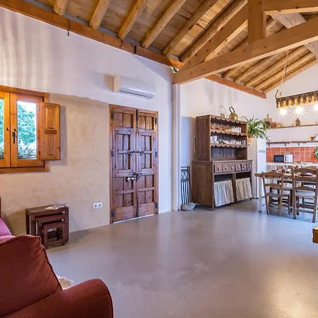 Encantadora Con Piscina Privada * El Bosque